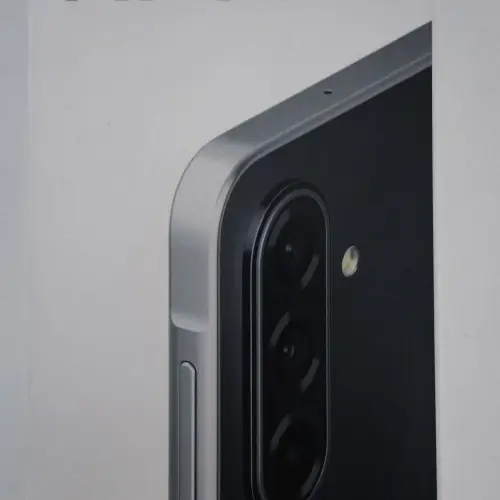 Samsung Galaxy F17 5G's photo #1